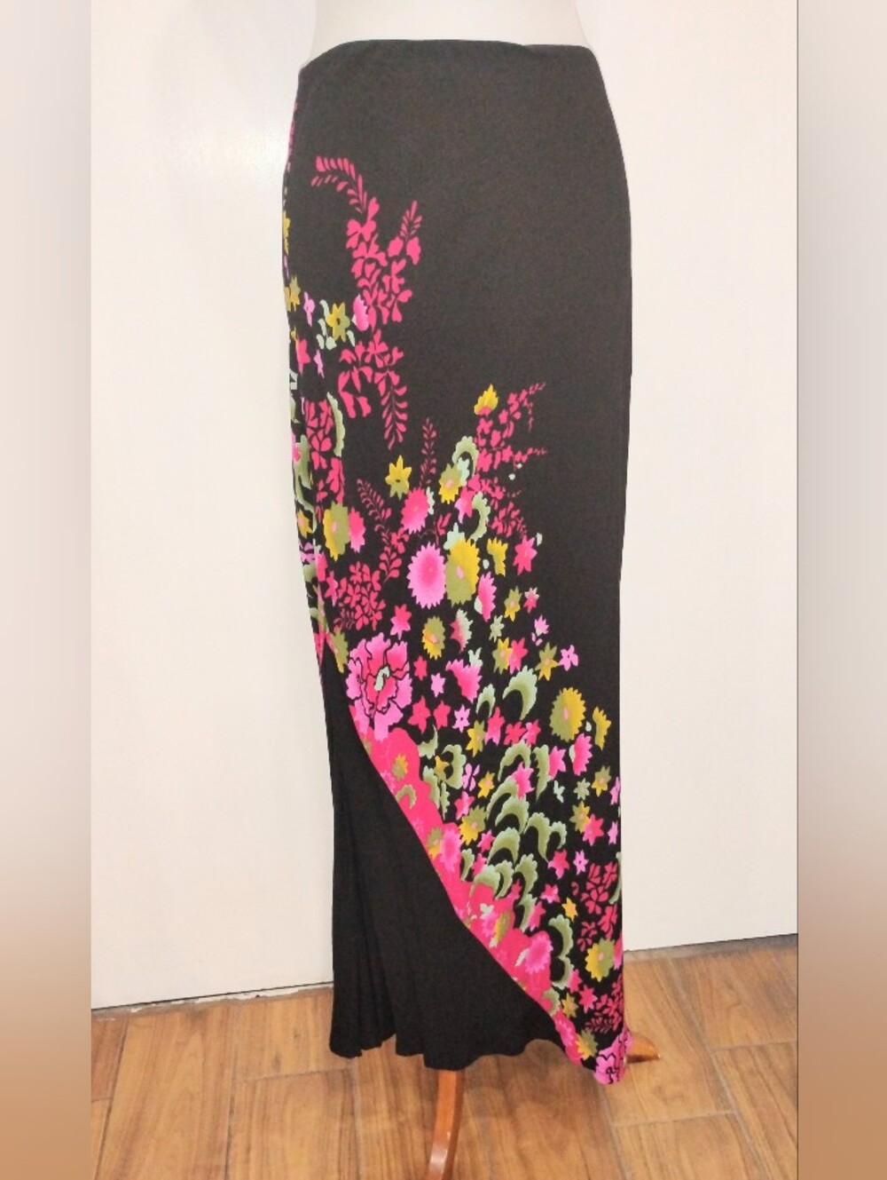 SURYA FLORAL MAXI SKIRT
